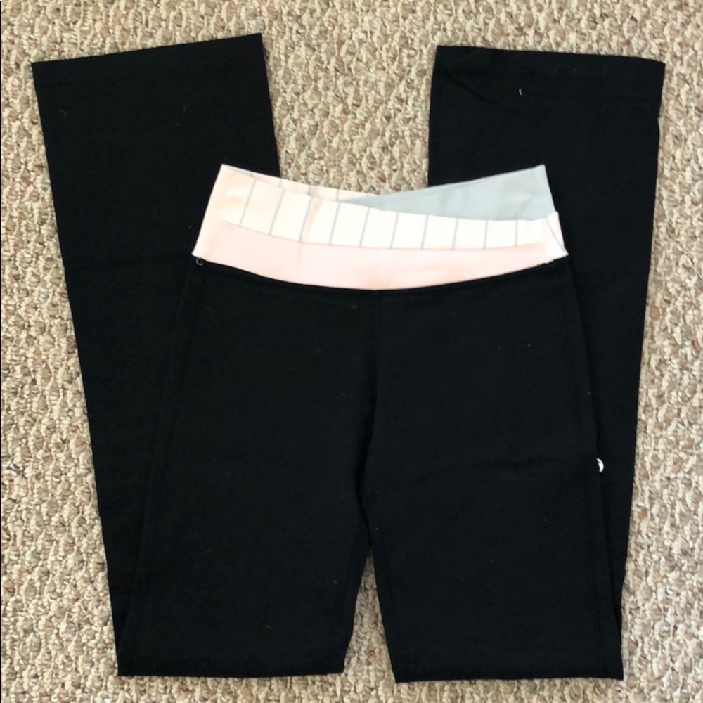 lululemon Astro pant size 4